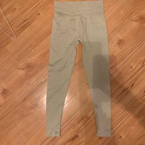 Set Active Never Worn Chai Latte Leggings